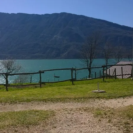 Statale 51 Alojamento de Acomodação e Pequeno-almoço Ponte nellʼAlpi